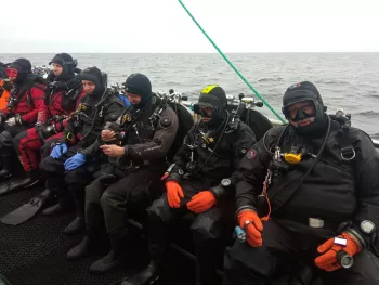 IANTD Dry Suit - potápění v suchém obleku